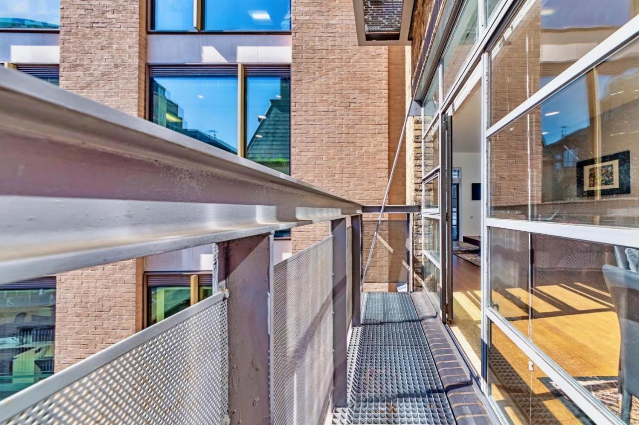 Interior-Designer Apartment With 2 Terraces London Exterior foto