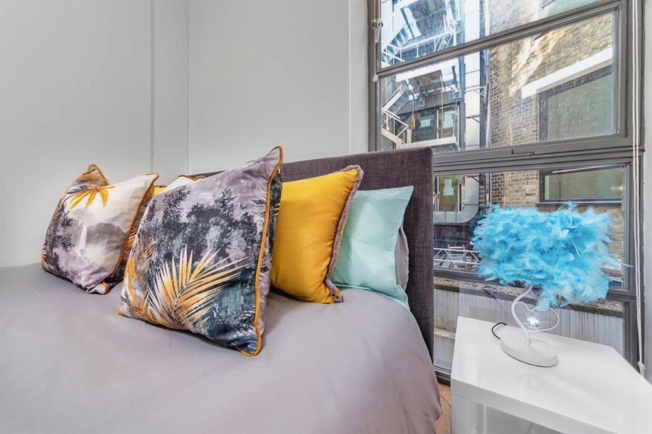 Interior-Designer Apartment With 2 Terraces London Exterior foto